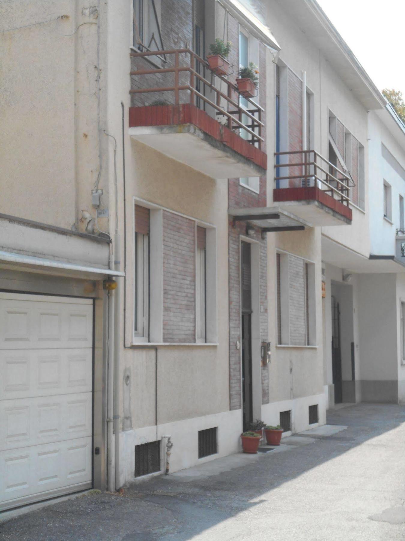 Le Rose Malpensa Bed & Breakfast Busto Arsizio Exterior photo
